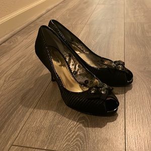 Poetic License “Girls Best Friend” in Black